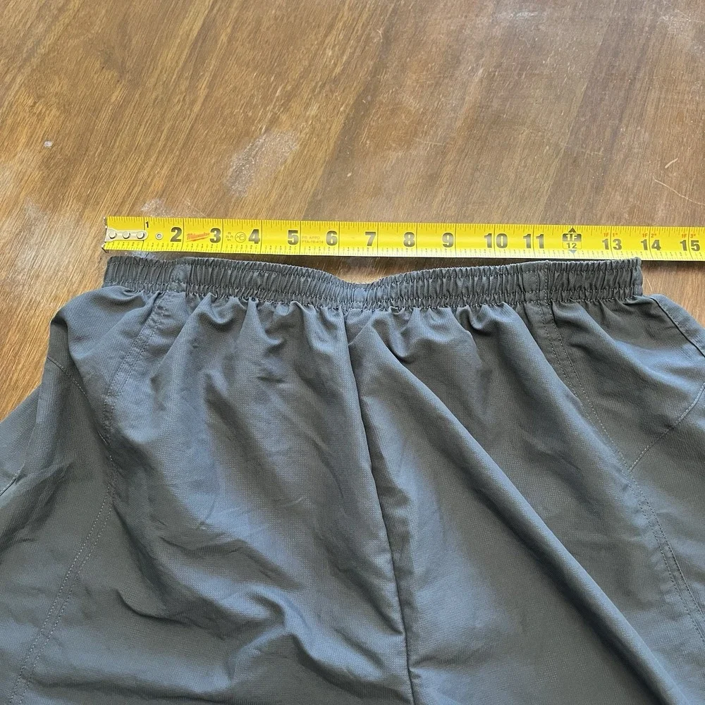 Nike Dri-FIT Challenger Running Shorts Mens M Gray 7